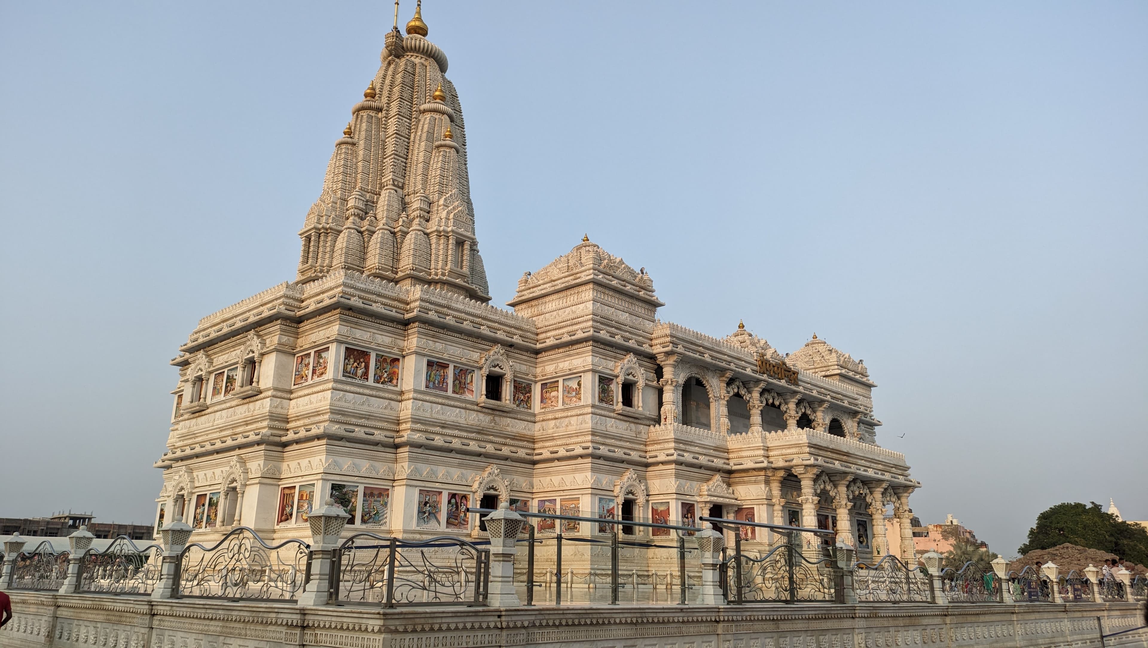 Vrindavan & Mathura scenery — Himachal Pradesh